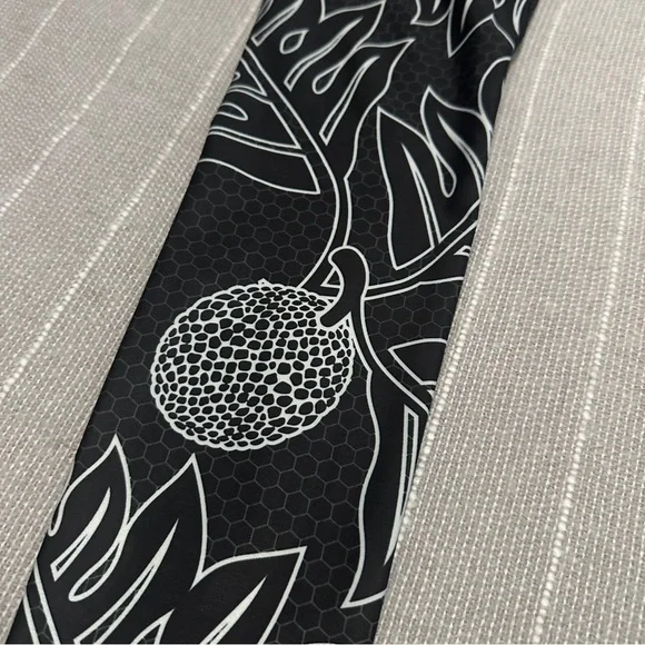 Oiwi ocean Ulu Wahine Compression
Leggings Hawaii print workout - Picture 2 of 8